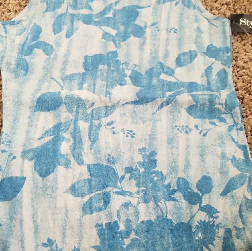 Floral tank